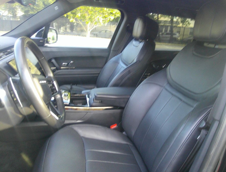 2023 Land Rover Range Rover Sport - $59,977