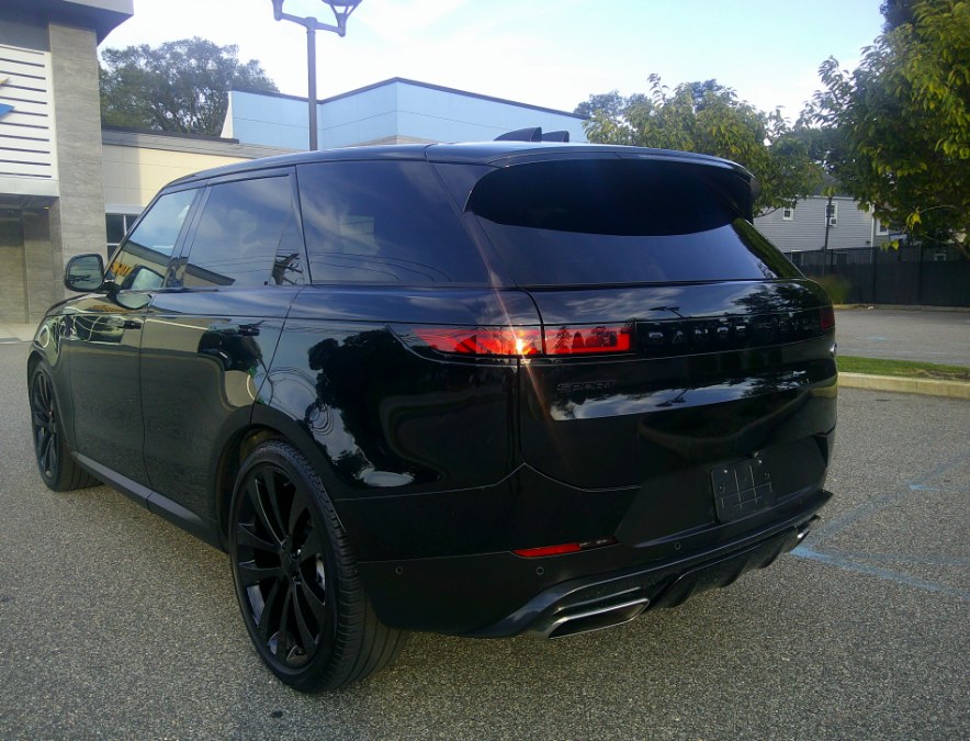2023 Land Rover Range Rover Sport - $59,977