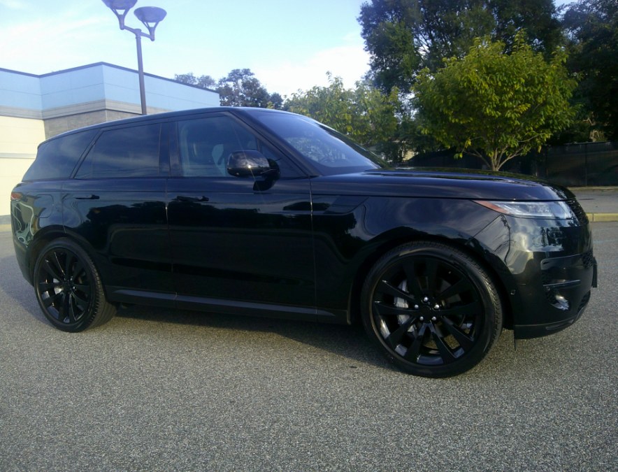 2023 Land Rover Range Rover Sport - $59,977