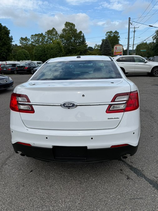 2018 Ford Taurus - Photo 11