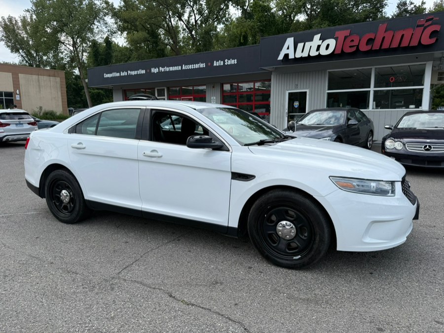 2018 Ford Taurus - Photo 15