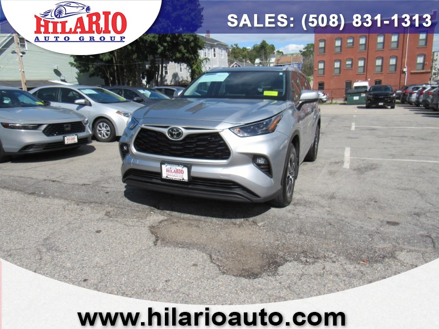 Used 2022 Toyota Highlander in Worcester, Massachusetts | Hilario's Auto Sales Inc.. Worcester, Massachusetts