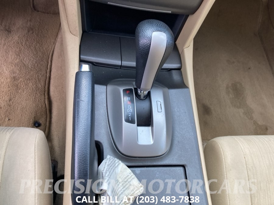2012 Honda Accord LX - Photo 11
