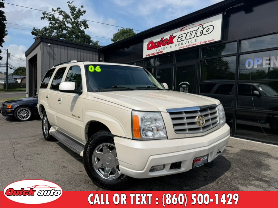 Used 2006 Cadillac Escalade in Bristol, Connecticut | Quick Auto LLC. Bristol, Connecticut