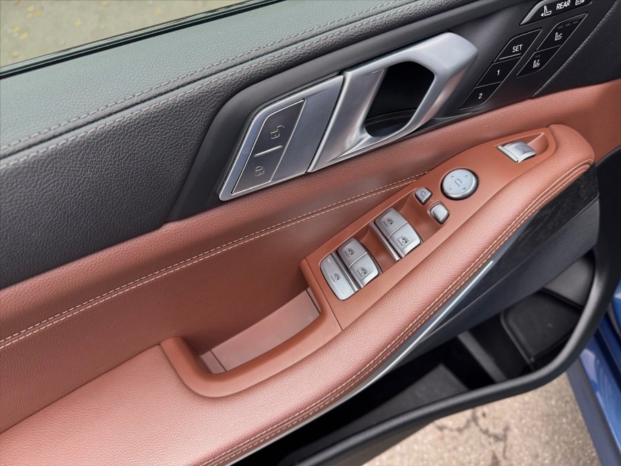 2021 BMW X7 40i - Photo 10