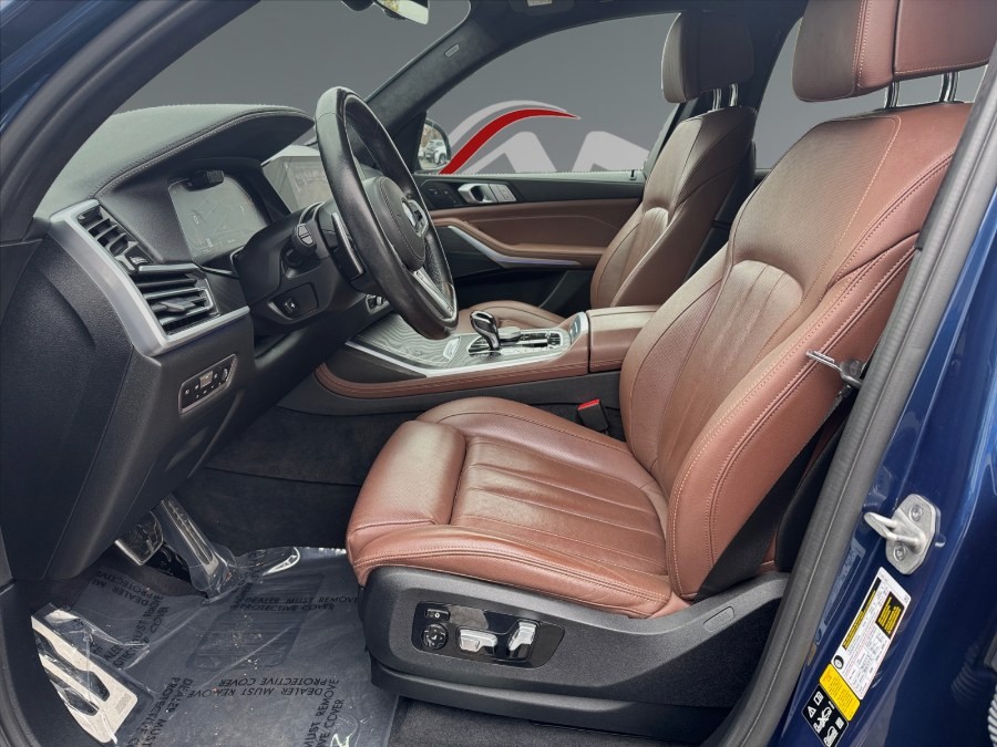 2021 BMW X7 40i - Photo 9