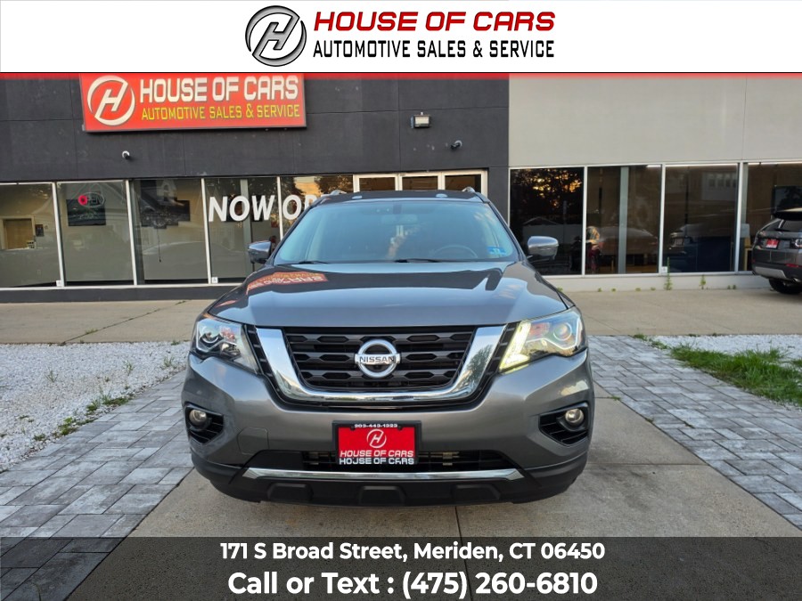 Used 2018 Nissan Pathfinder in Meriden, Connecticut | House of Cars CT. Meriden, Connecticut