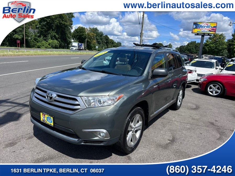 Used 2013 Toyota Highlander in Berlin, Connecticut | Berlin Auto Sales LLC. Berlin, Connecticut
