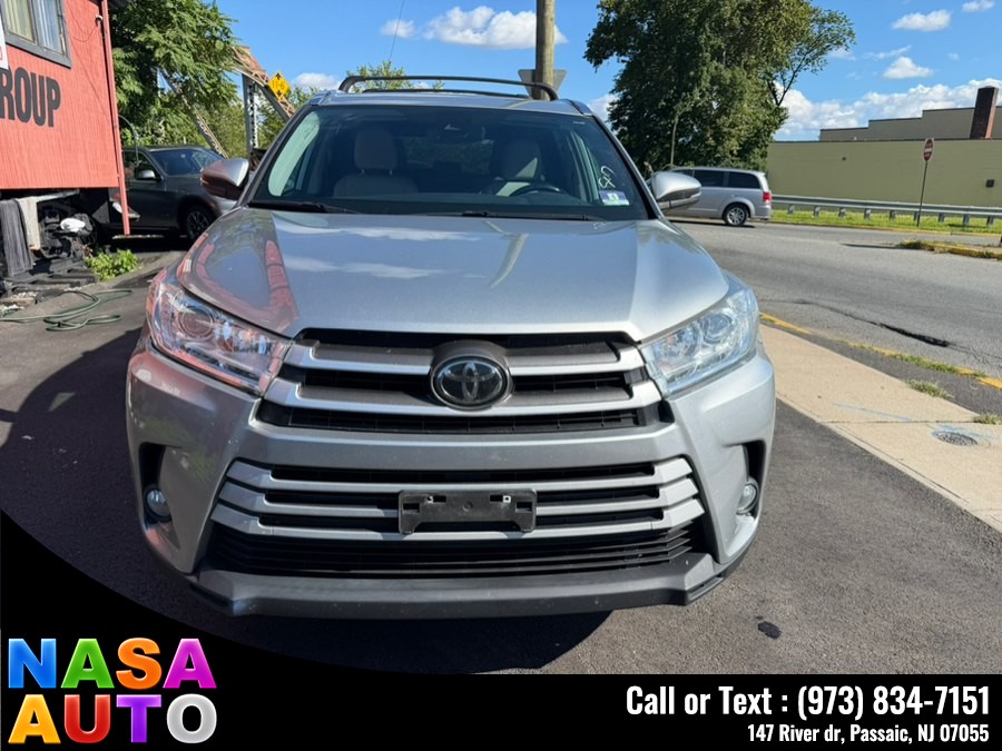 Used 2019 Toyota Highlander in Passaic, New Jersey | Nasa Auto. Passaic, New Jersey