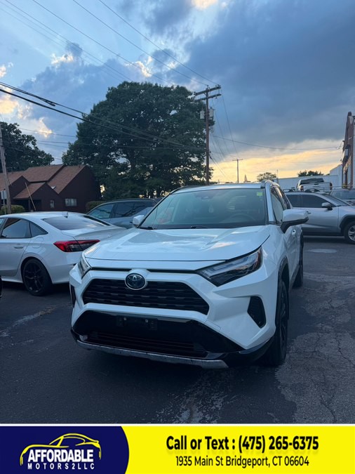 2023 Toyota RAV4 SE