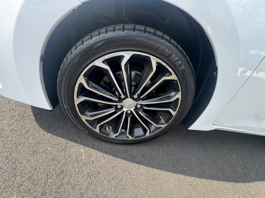 2014 Toyota Corolla S Plus - Photo 17