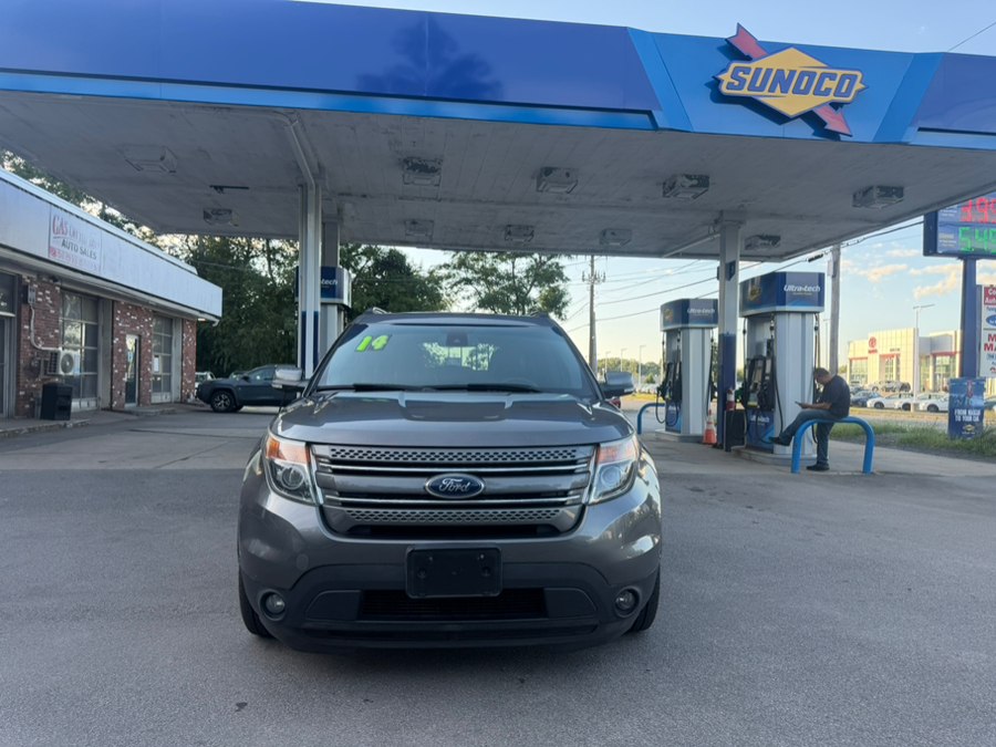 Used 2014 Ford Explorer in Swansea, Massachusetts | Gas On The Run. Swansea, Massachusetts