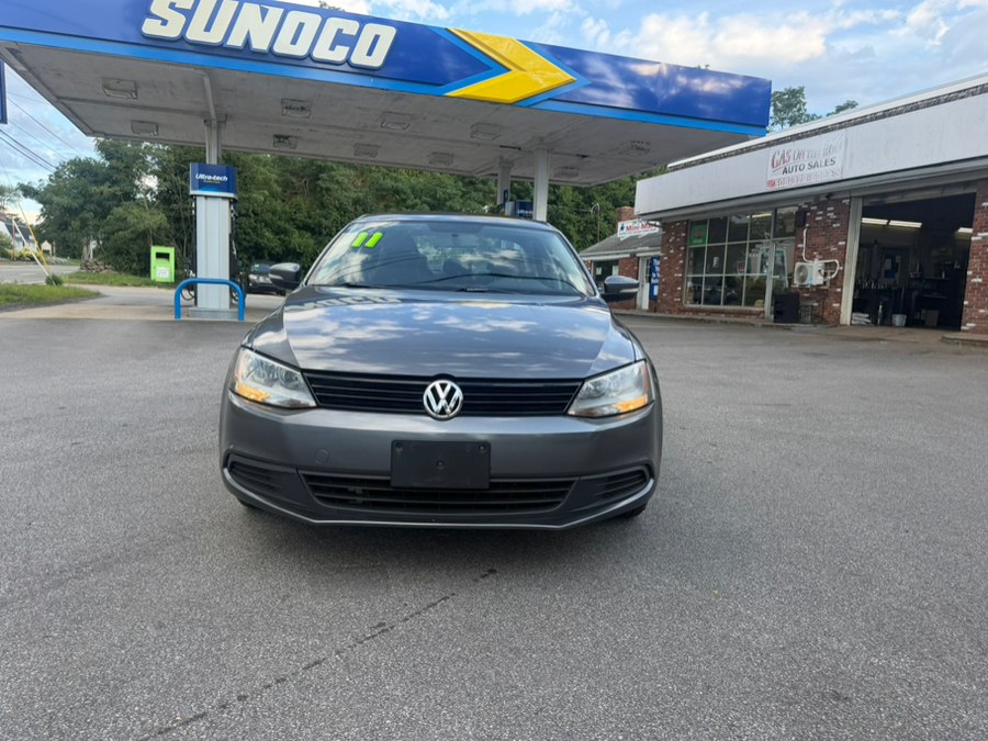 Used 2011 Volkswagen Jetta Sedan in Swansea, Massachusetts | Gas On The Run. Swansea, Massachusetts