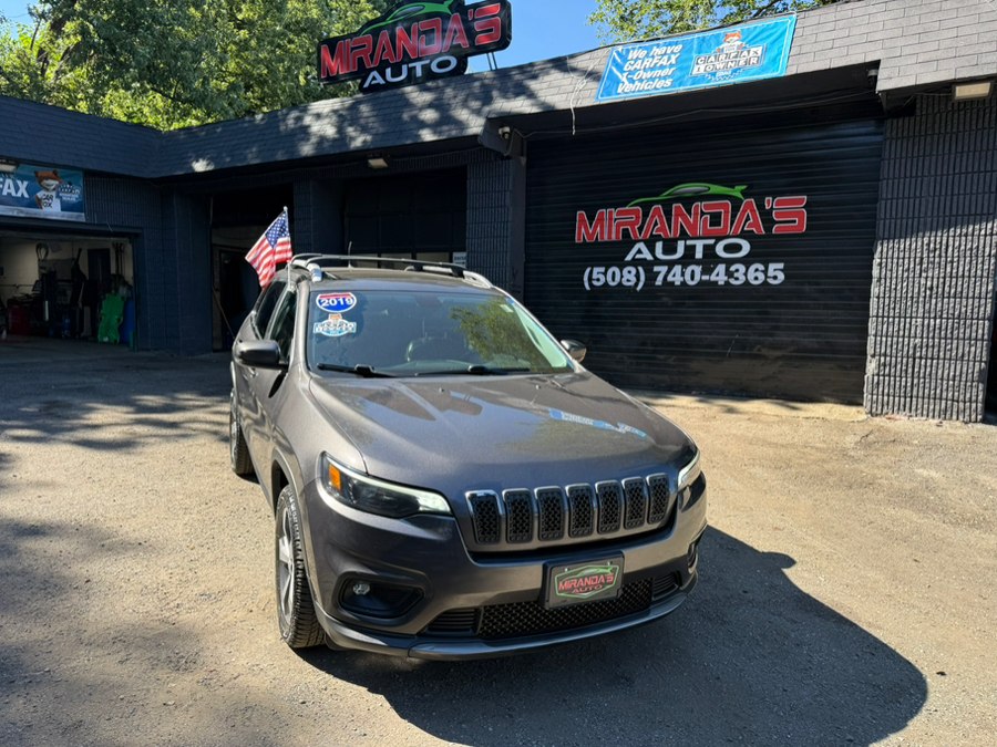 Used 2019 Jeep Cherokee in Millbury, Massachusetts | Mirandas Auto Sales. Millbury, Massachusetts