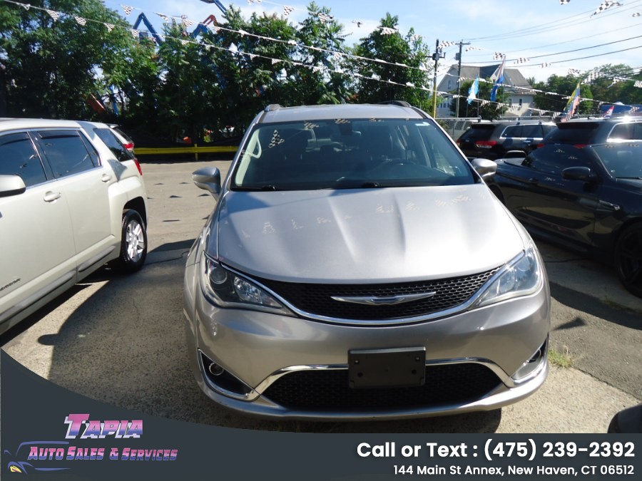 Used 2017 Chrysler Pacifica in New Haven, Connecticut | Tapia Auto Sales And Services. New Haven, Connecticut