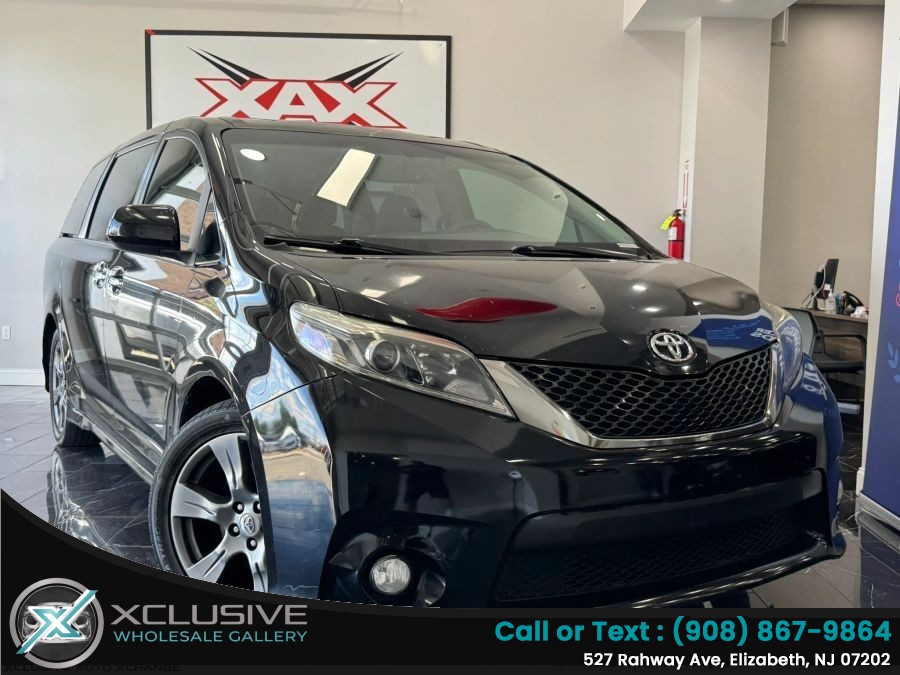 Used Toyota Sienna SE Premium Minivan 4D 2017 | Xclusive Wholesale Gallery. Elizabeth, New Jersey