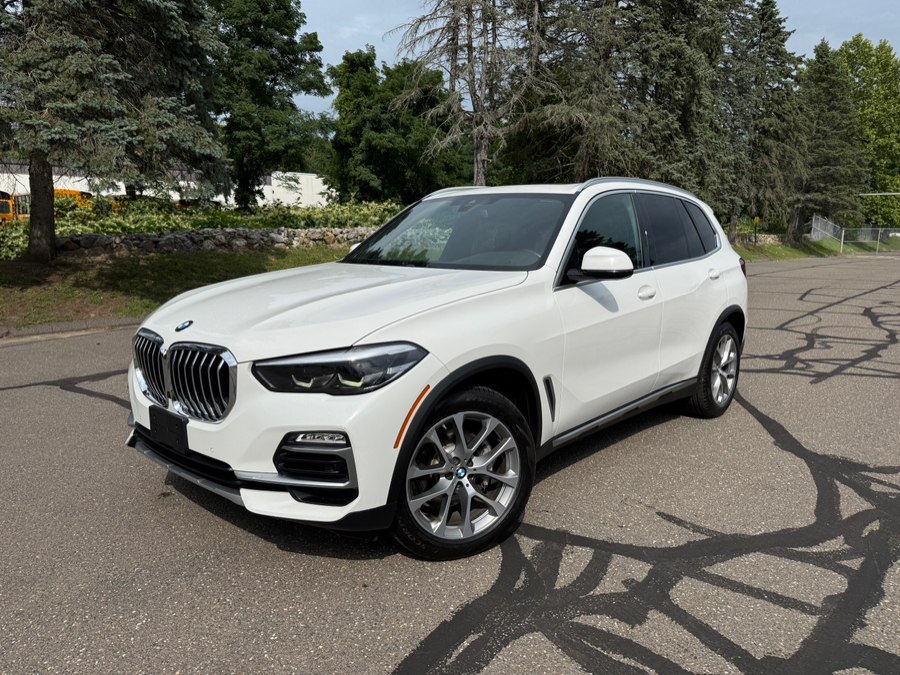 Used 2019 BMW X5 in Waterbury, Connecticut | Platinum Auto Care. Waterbury, Connecticut