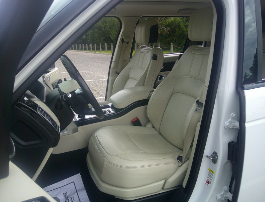 2020 Land Rover Range Rover - $32,477
