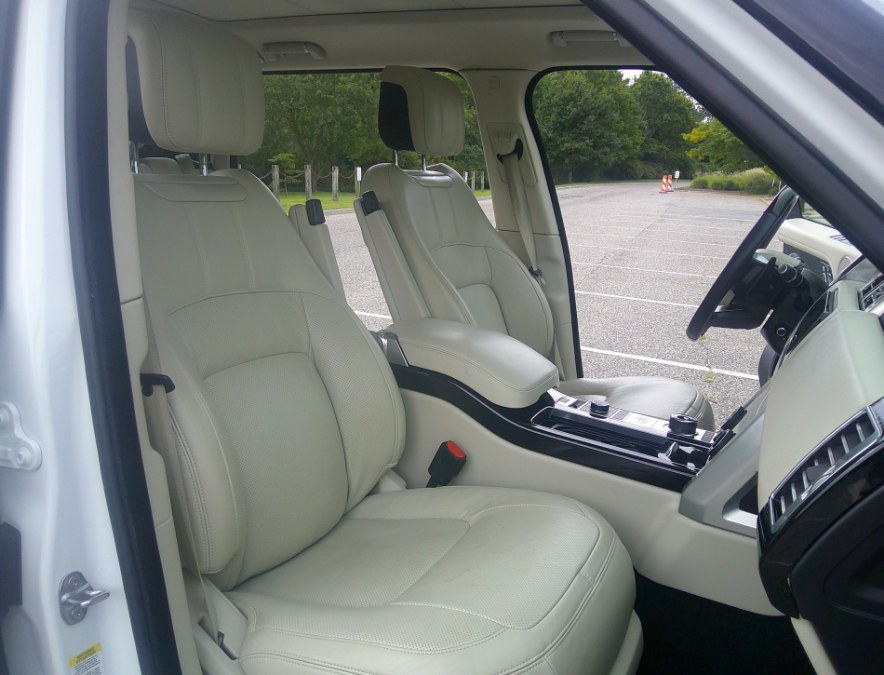 2020 Land Rover Range Rover - $32,477