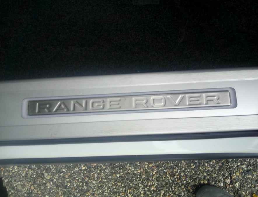 2020 Land Rover Range Rover - $32,477