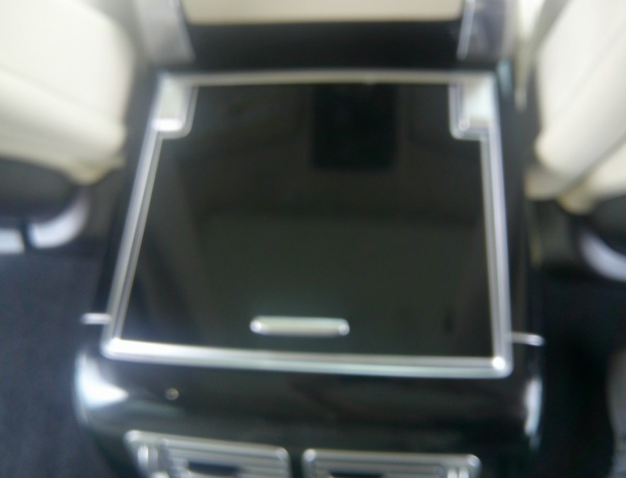 2020 Land Rover Range Rover - $32,477