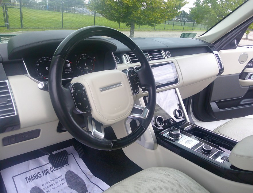 2020 Land Rover Range Rover - $32,477