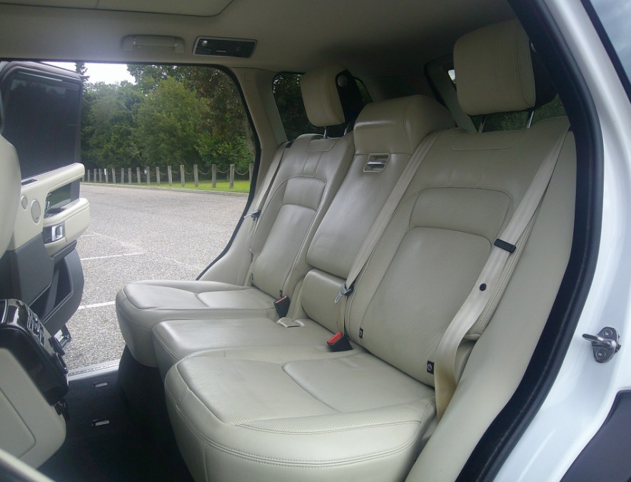 2020 Land Rover Range Rover - $32,477