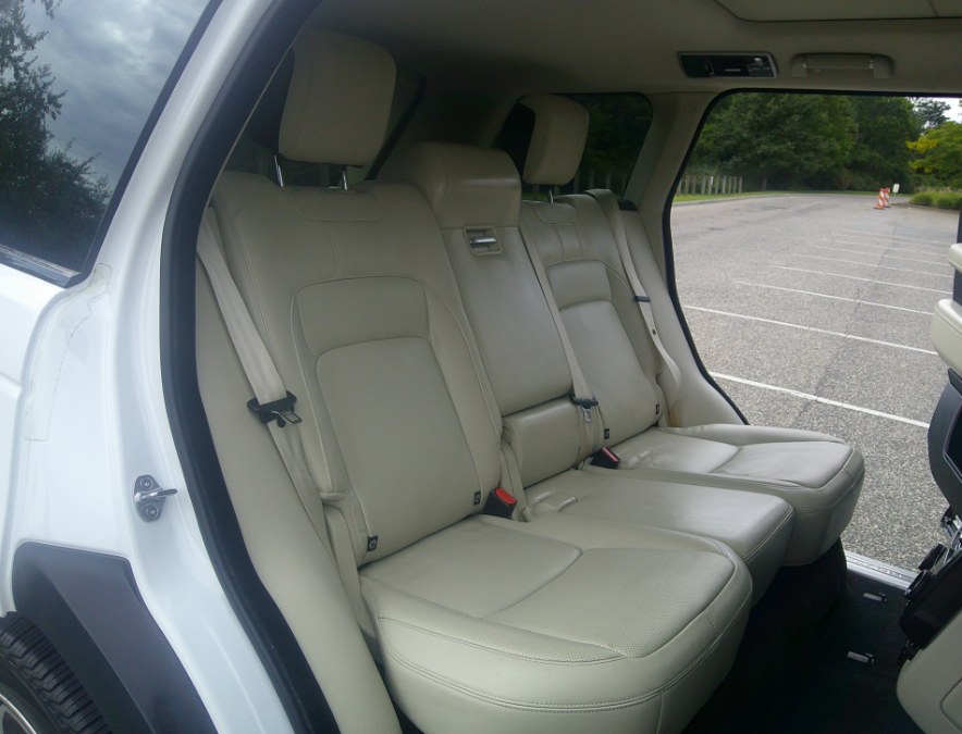 2020 Land Rover Range Rover - $32,477
