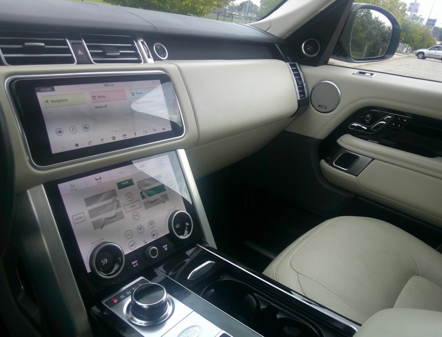 2020 Land Rover Range Rover - $32,477
