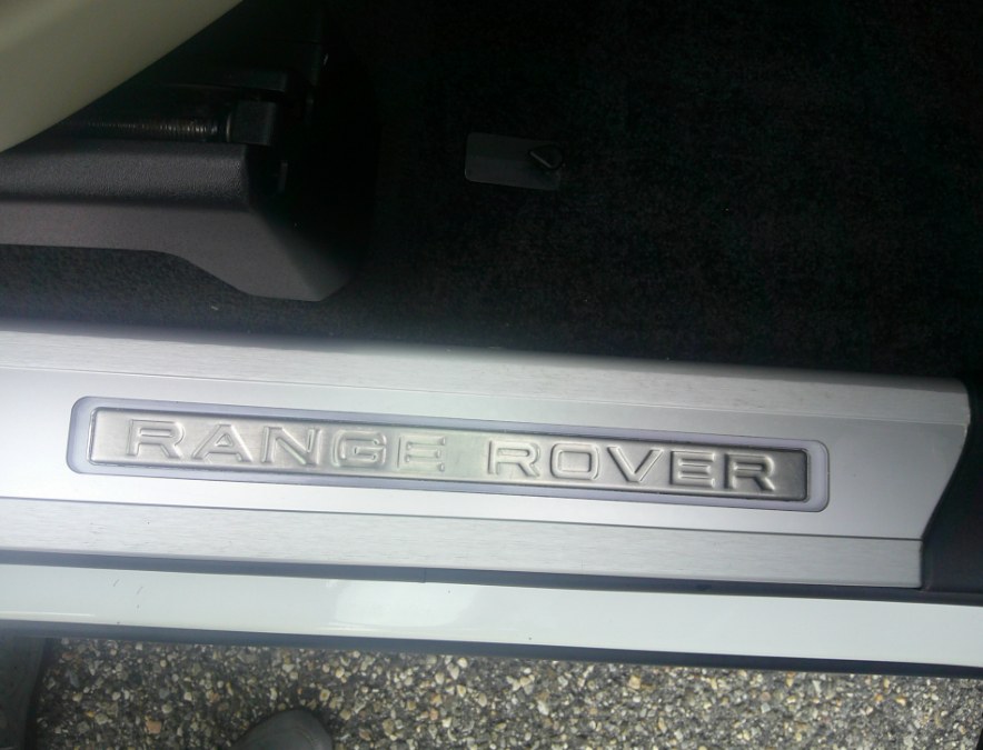 2020 Land Rover Range Rover - $32,477