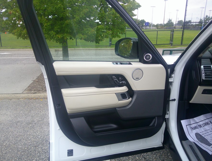 2020 Land Rover Range Rover - $32,477