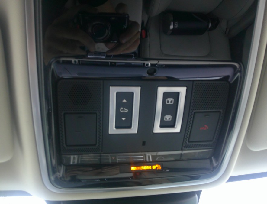 2020 Land Rover Range Rover - $32,477