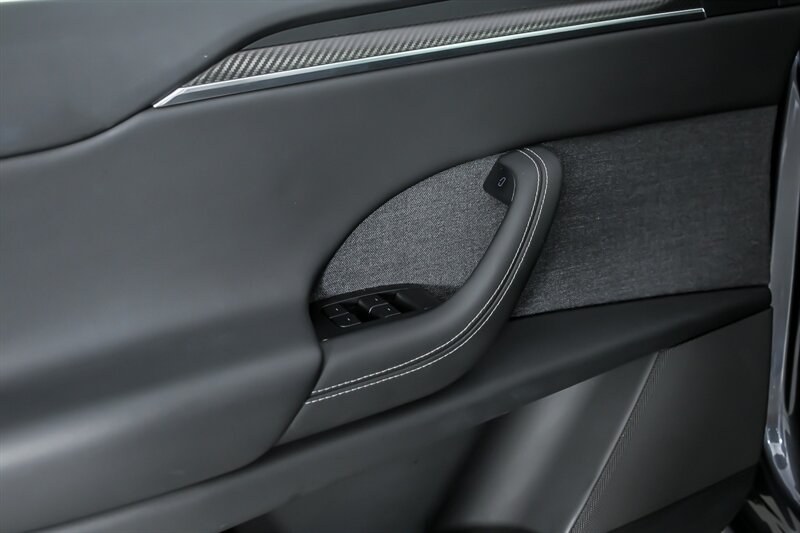 2023 Tesla Model X Plaid - Photo 15