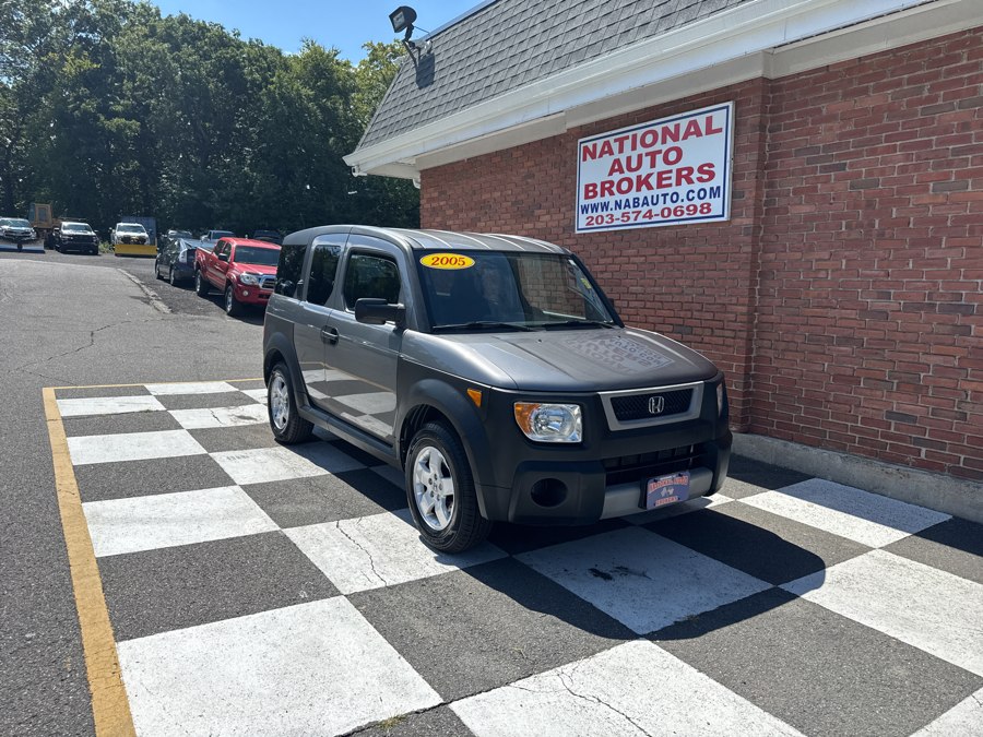 Used 2005 Honda Element in Waterbury, Connecticut | National Auto Brokers, Inc.. Waterbury, Connecticut