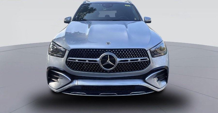 Used 2024 Mercedes-Benz GLE in West Islip, New York | Limitless Motors. West Islip, New York
