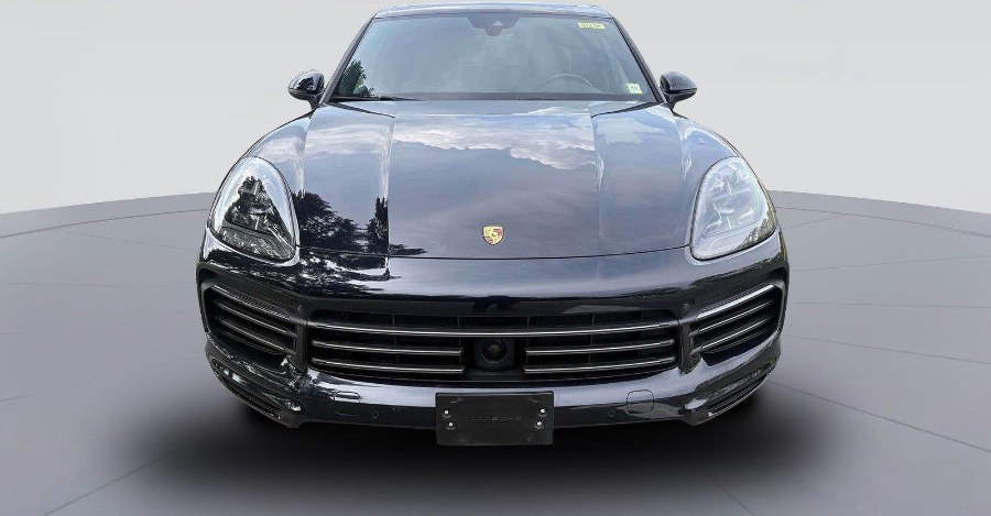 Used 2022 Porsche Cayenne in West Islip, New York | Limitless Motors. West Islip, New York