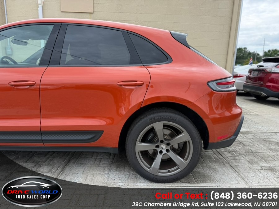 2025 Porsche Macan Base - Photo 11