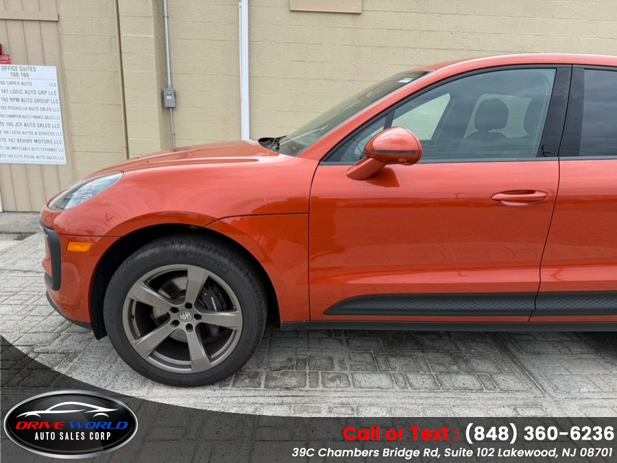 2025 Porsche Macan Base - Photo 13