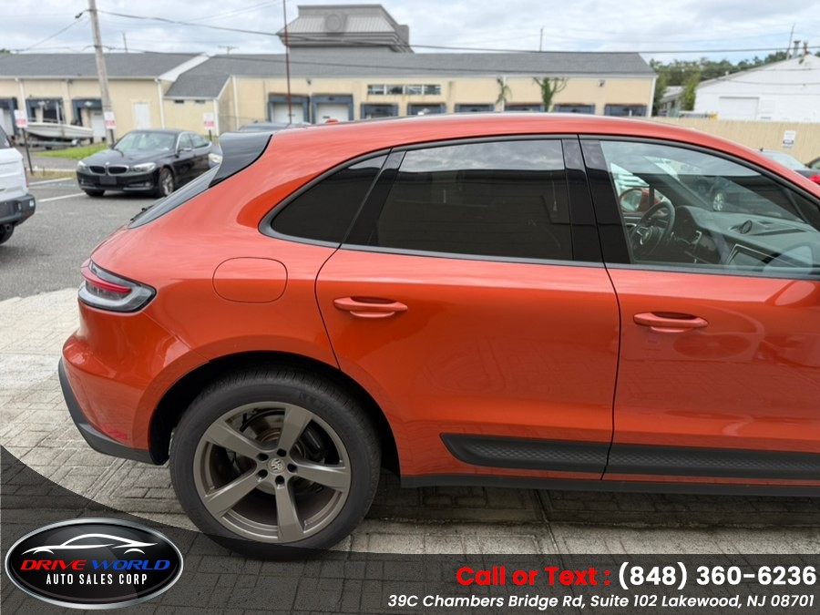 2025 Porsche Macan Base - Photo 5