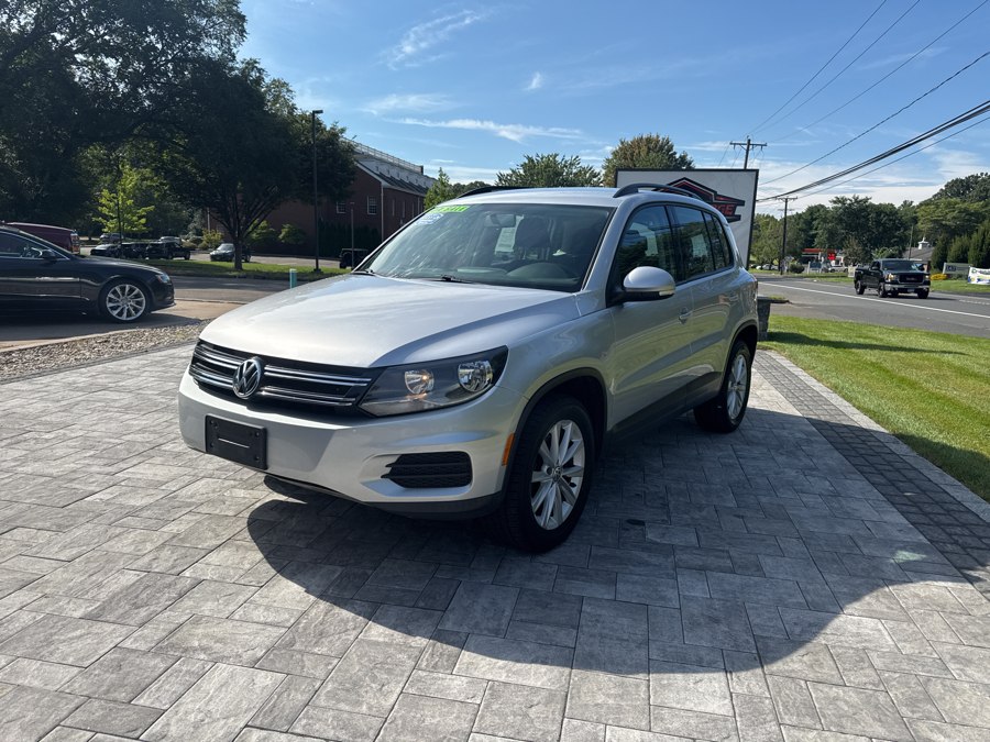 2017 Volkswagen Tiguan S - Photo 6