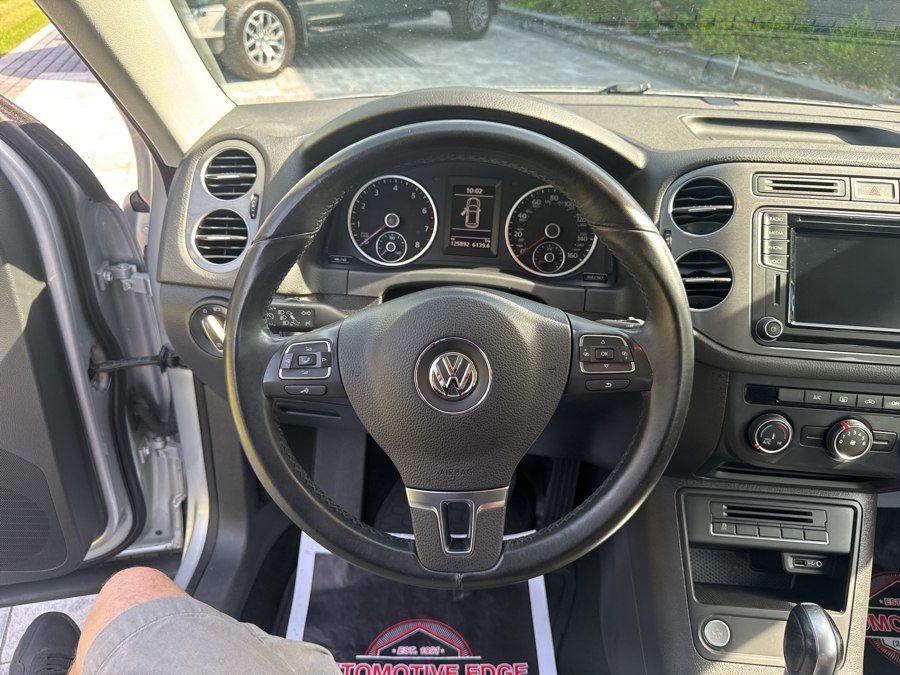 2017 Volkswagen Tiguan S - Photo 19