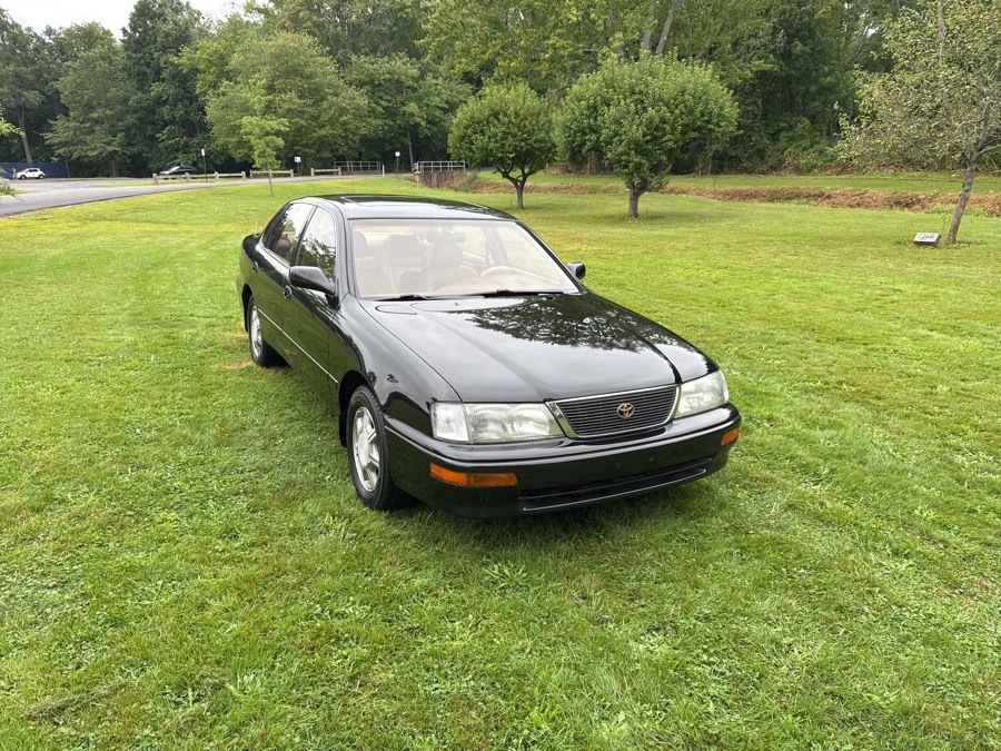 Used 1995 Toyota Avalon in Plainville, Connecticut | Choice Group LLC Choice Motor Car. Plainville, Connecticut
