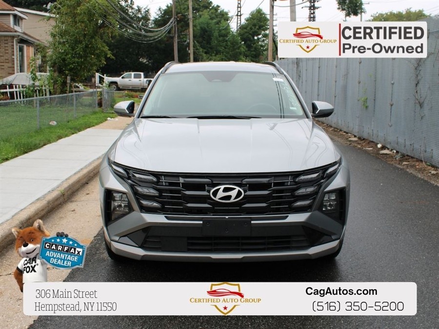 Shimmering Silver 2025 Hyundai Tucson SUV / Crossover Front-Wheel Drive Automatic