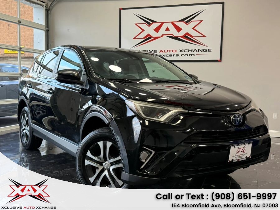 Used 2018 Toyota Rav4 in Bloomfield, New Jersey | Xclusive Auto Xchange. Bloomfield, New Jersey