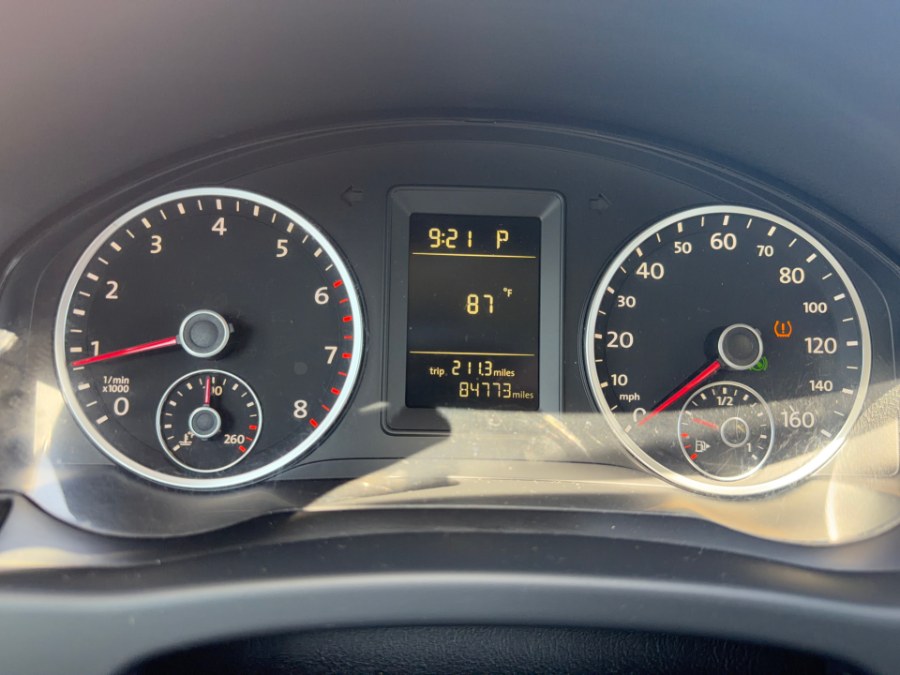 2011 Volkswagen Tiguan S - Photo 26