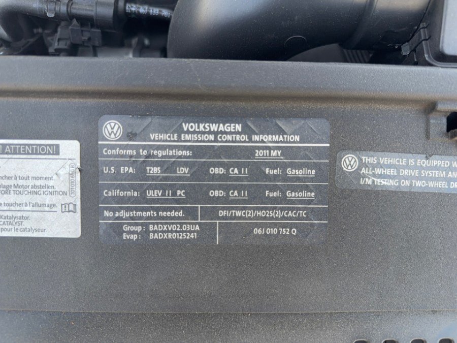 2011 Volkswagen Tiguan S - Photo 25