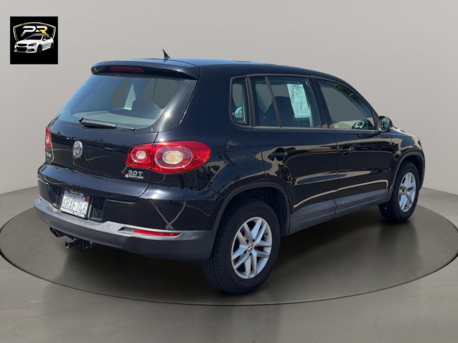 2011 Volkswagen Tiguan S - Photo 4