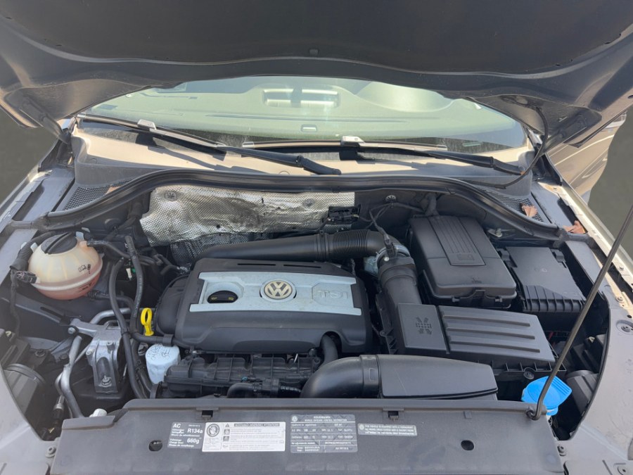 2011 Volkswagen Tiguan S - Photo 24