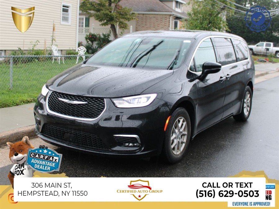 2025 Chrysler Pacifica Select, available for sale in Hempstead, New York | Certified Auto Group. Hempstead, New York