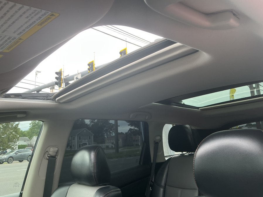 2020 Nissan Pathfinder SL - Photo 25